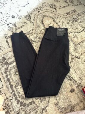 Simply Vera Vera Wang Black High-Rise Jeggings